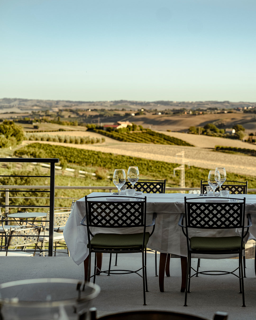 slideshow mobile background image